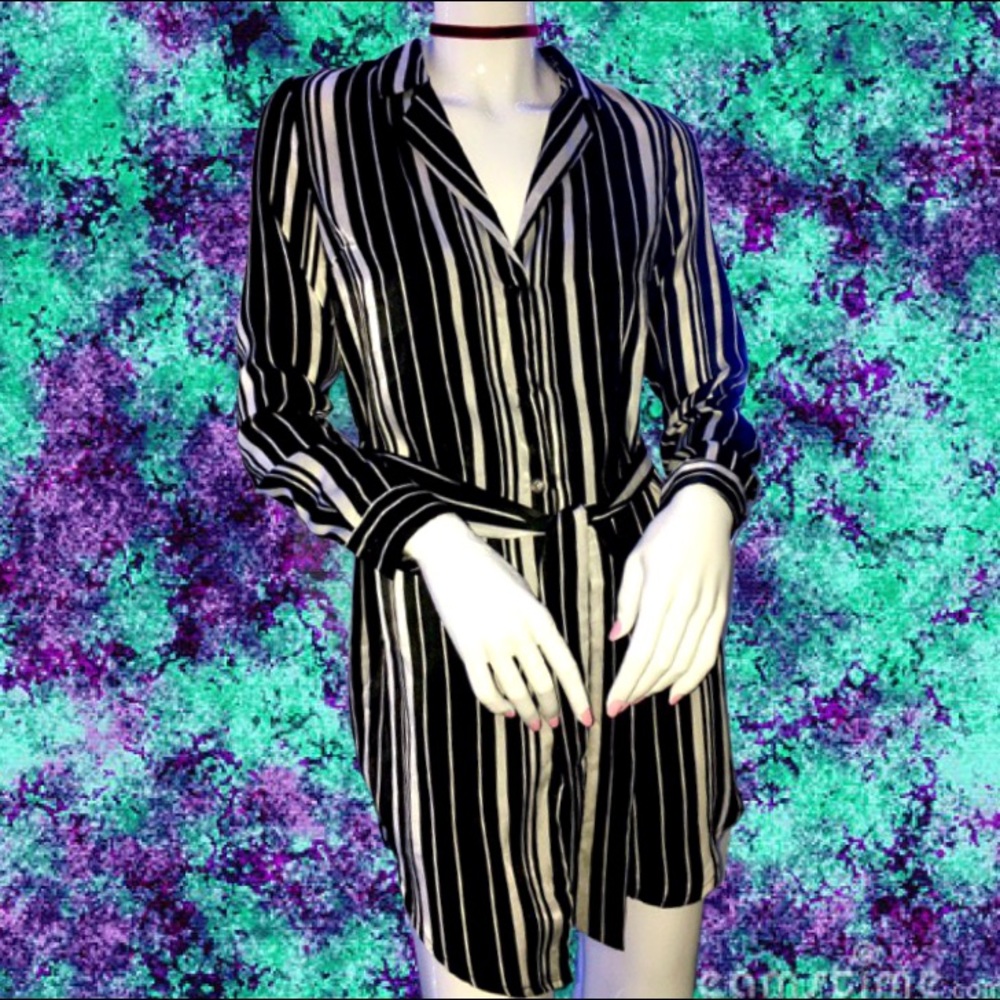 ⚫️⚪️Striped Shirt Dress⚫️⚪️